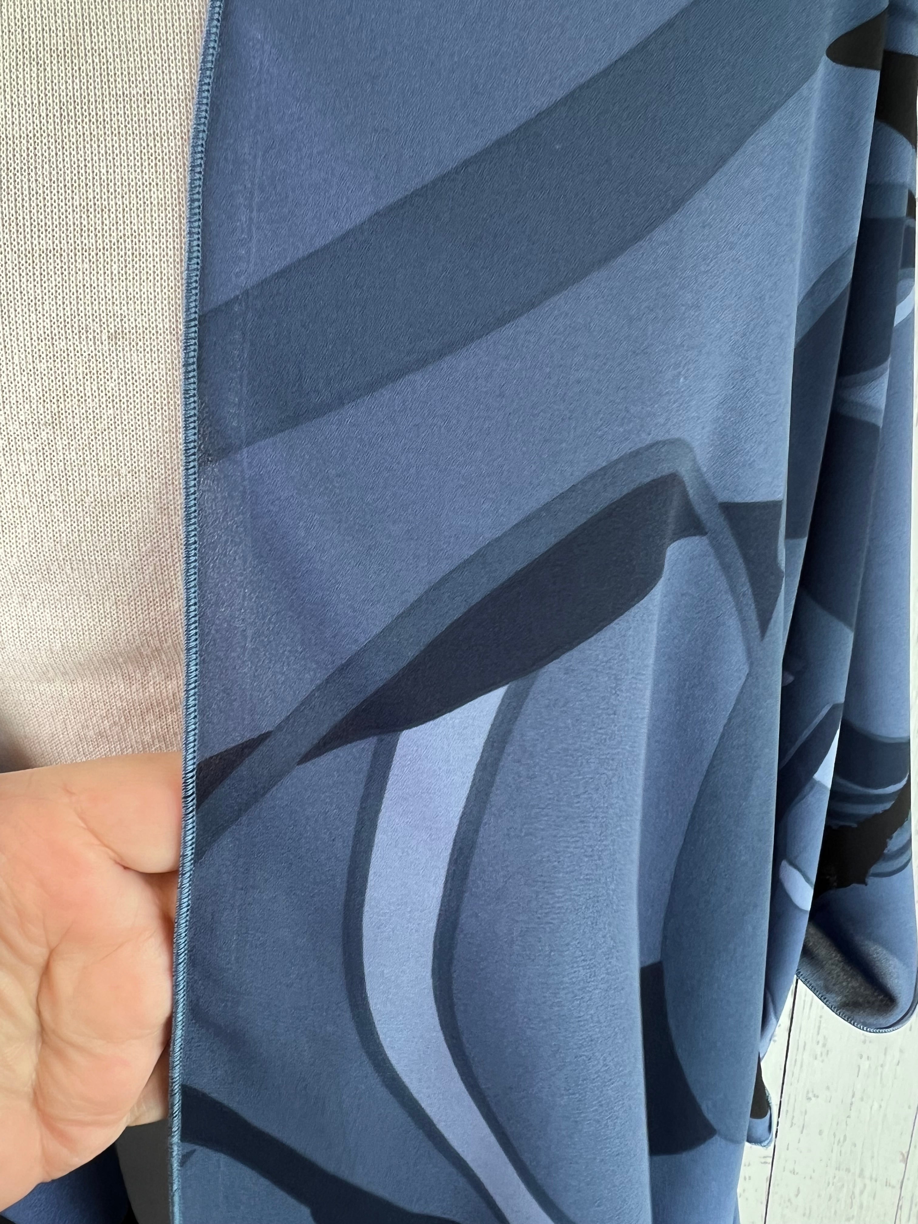 Blue Abstract Short Sleeve Kimono