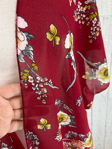 Maroon Floral Short Sleeve Kimono