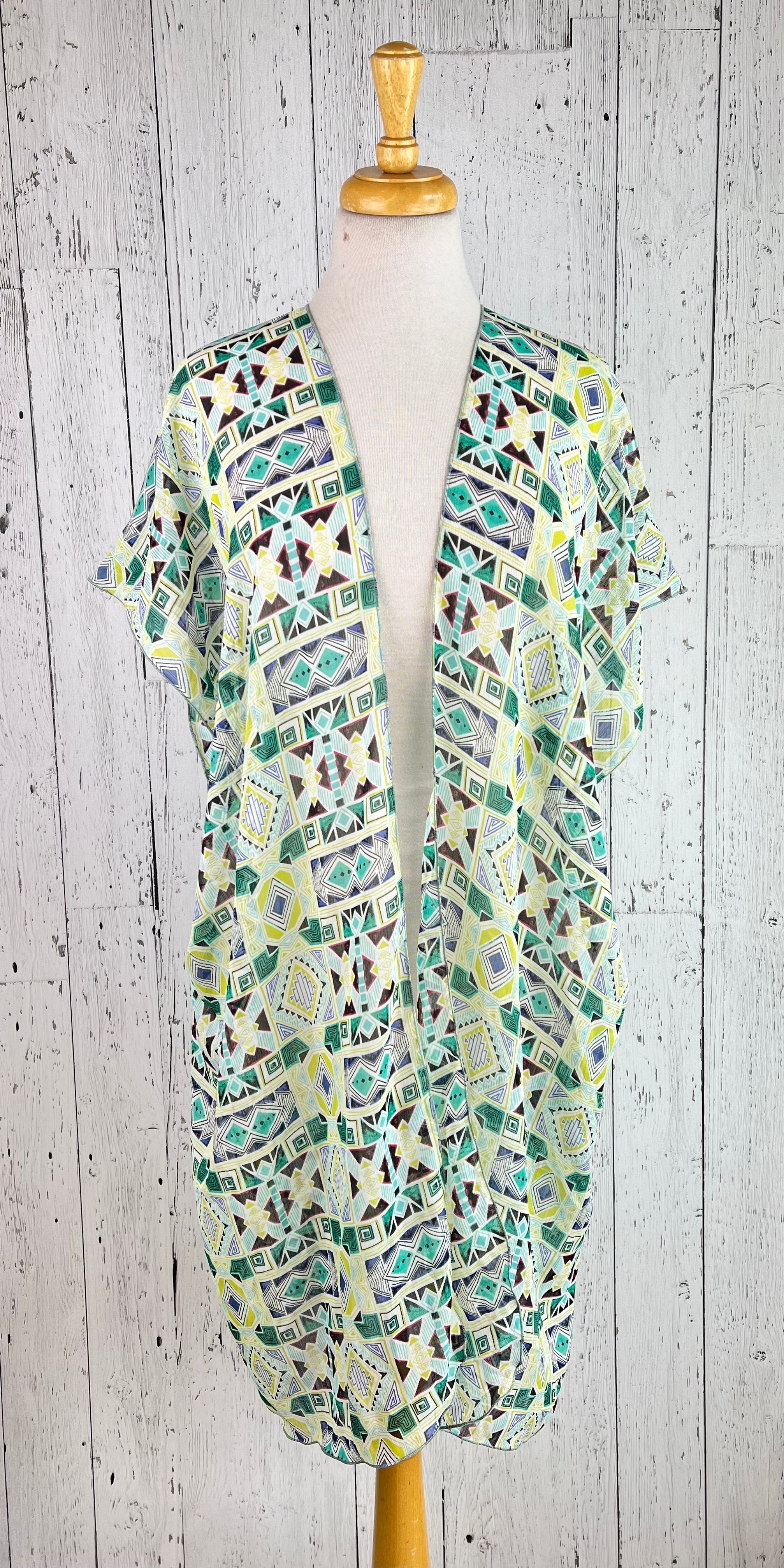 Green Geo Print Short Sleeve Kimono