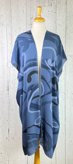 Load image into Gallery viewer, Blue Abstract Short Sleeve Kimono
