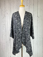 Load image into Gallery viewer, Black Floral Sleeved Kimono Various Lengths
