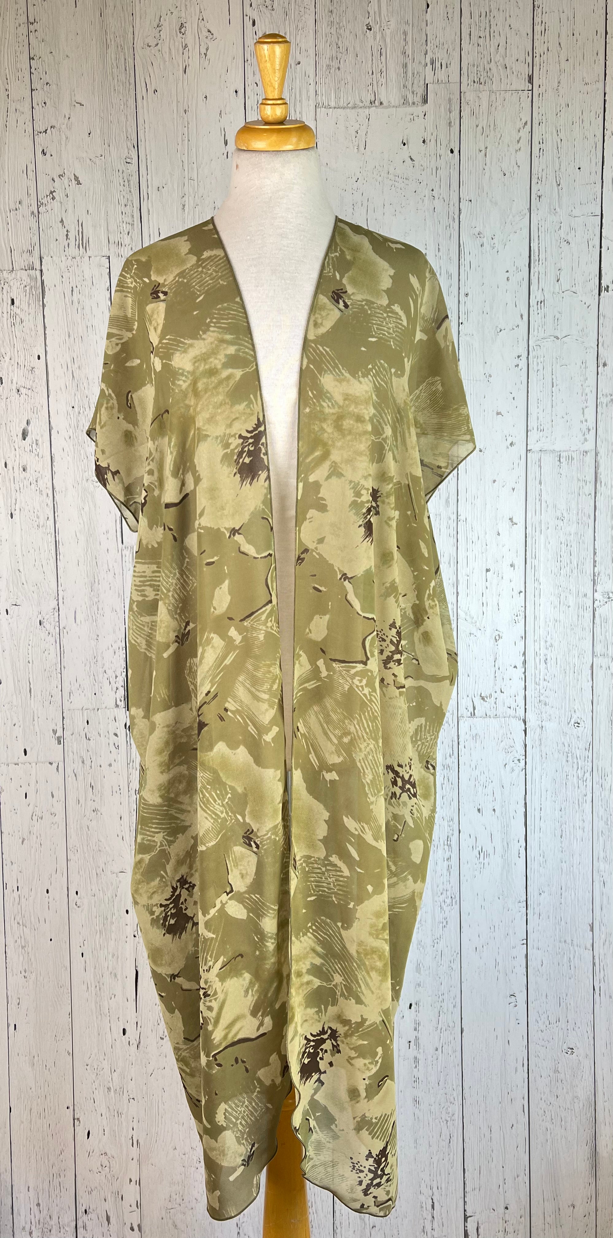 Khaki Green Floral Short Sleeve Kimono